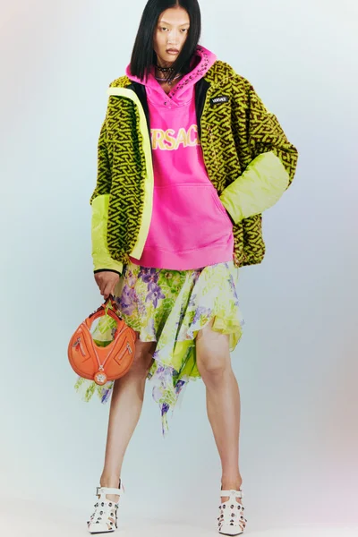 Look 24